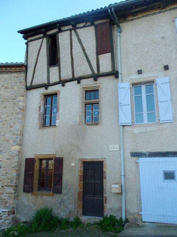 Maison atypique à Cordes-Sur-Ciel 2 chambres Esterno foto