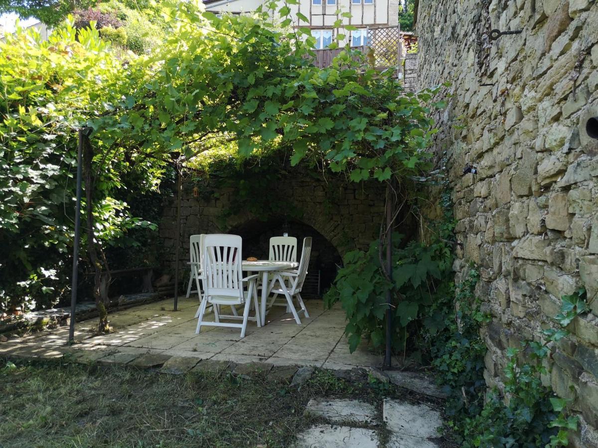 Maison atypique à Cordes-Sur-Ciel 2 chambres Esterno foto