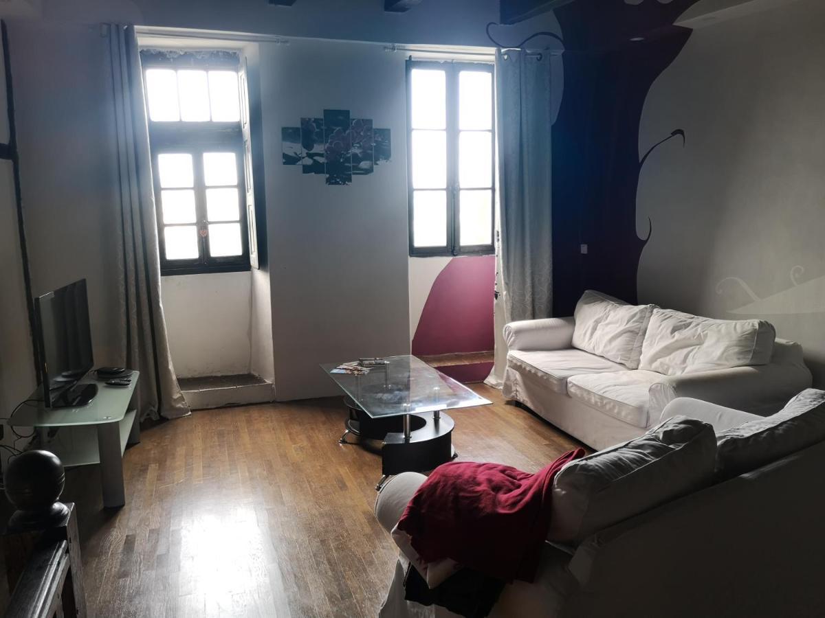 Maison atypique à Cordes-Sur-Ciel 2 chambres Esterno foto