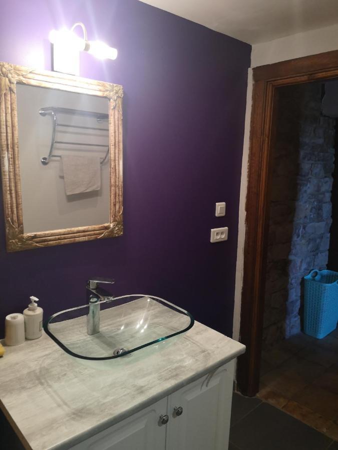 Maison atypique à Cordes-Sur-Ciel 2 chambres Esterno foto